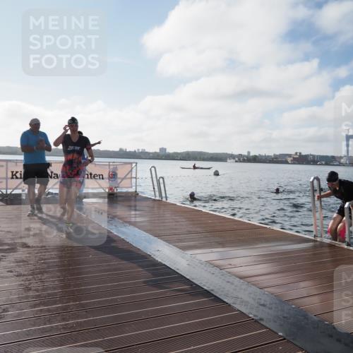 17.08.2025 - KN Förde Triathlon 2025 KatJ http://msf.ph/oto/8579307 17.08.2025 09:20:36 Schwimmen 188, 228, 240, 241, 188, 211, 228, 240, 241 meine-sportfotos.de