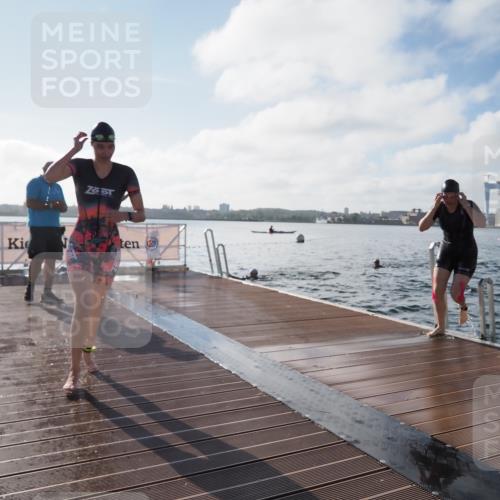 17.08.2025 - KN Förde Triathlon 2025 KatJ http://msf.ph/oto/8579329 17.08.2025 09:20:37 Schwimmen 188, 228, 240, 241, 188, 211, 228, 240, 241 meine-sportfotos.de