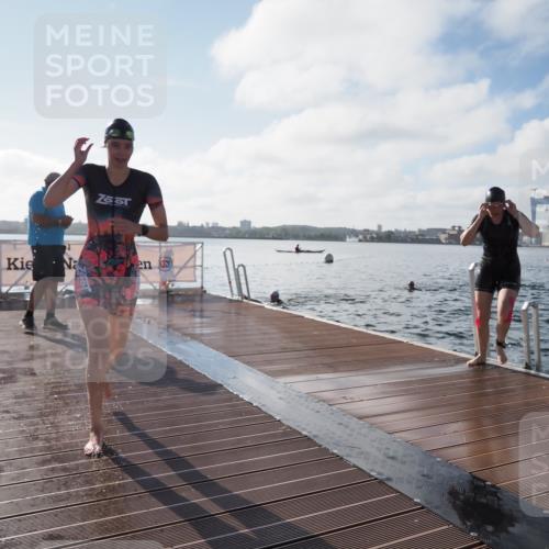 17.08.2025 - KN Förde Triathlon 2025 KatJ http://msf.ph/oto/8579333 17.08.2025 09:20:37 Schwimmen 188, 228, 240, 241, 188, 211, 228, 240, 241 meine-sportfotos.de