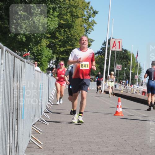 17.08.2025 - KN Förde Triathlon 2025 KatJ http://msf.ph/oto/8579388 17.08.2025 12:15:59 Laufen 353, 361, 641 meine-sportfotos.de