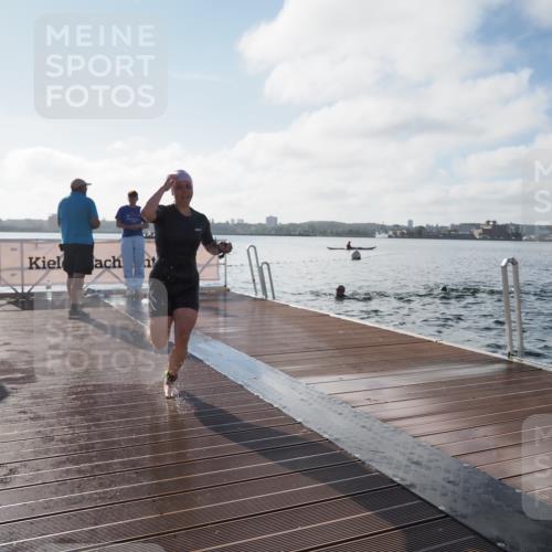 17.08.2025 - KN Förde Triathlon 2025 KatJ http://msf.ph/oto/8579424 17.08.2025 09:20:45 Schwimmen 188, 197, 205, 228, 241, 188, 197, 228, 240, 241 meine-sportfotos.de