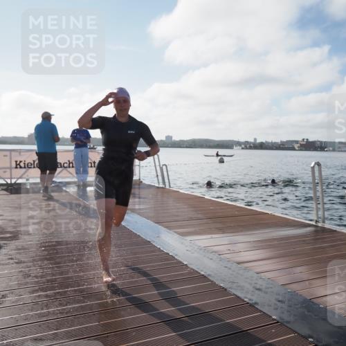 17.08.2025 - KN Förde Triathlon 2025 KatJ http://msf.ph/oto/8579431 17.08.2025 09:20:45 Schwimmen 188, 197, 205, 228, 241, 188, 197, 228, 240, 241 meine-sportfotos.de