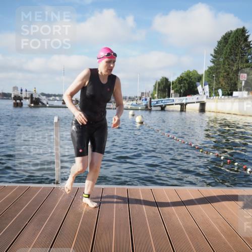 17.08.2025 - KN Förde Triathlon 2025 KatJ http://msf.ph/oto/8579495 17.08.2025 09:20:51 Schwimmen 197, 200, 205, 216, 223, 228, 197, 200, 205, 228, 241 meine-sportfotos.de