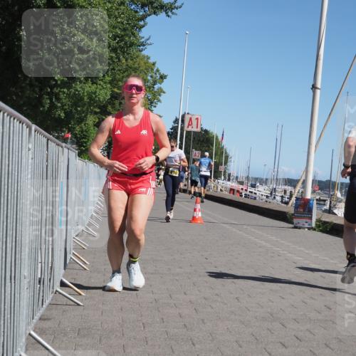 17.08.2025 - KN Förde Triathlon 2025 KatJ http://msf.ph/oto/8579578 17.08.2025 12:16:08 Laufen 606, 610 meine-sportfotos.de