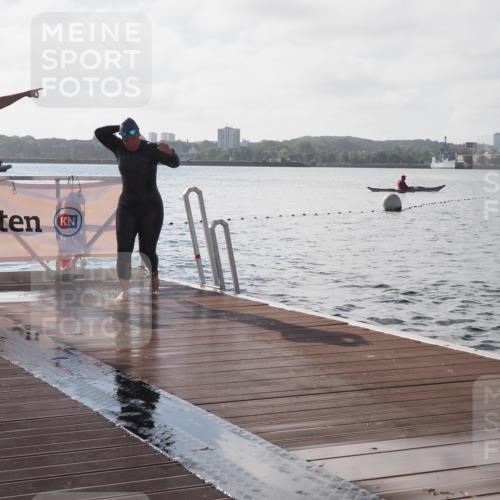 17.08.2025 - KN Förde Triathlon 2025 KatJ http://msf.ph/oto/8579597 17.08.2025 09:20:59 Schwimmen 200, 205, 216, 223, 197, 200, 205, 216, 223 meine-sportfotos.de