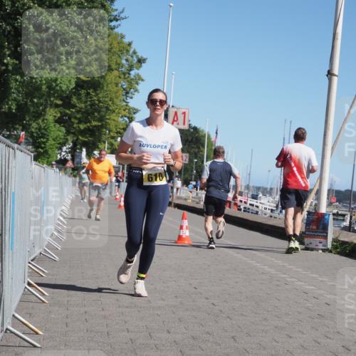 17.08.2025 - KN Förde Triathlon 2025 KatJ http://msf.ph/oto/8579599 17.08.2025 12:16:11 Laufen 606, 610 meine-sportfotos.de