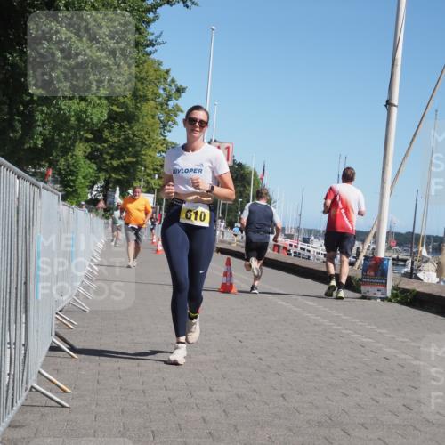 17.08.2025 - KN Förde Triathlon 2025 KatJ http://msf.ph/oto/8579608 17.08.2025 12:16:11 Laufen 606, 610 meine-sportfotos.de