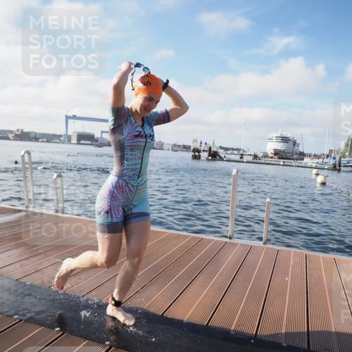 17.08.2025 - KN Förde Triathlon 2025 KatJ http://msf.ph/oto/8579660 17.08.2025 09:21:03 Schwimmen 200, 216, 223, 197, 200, 205, 216, 223 meine-sportfotos.de