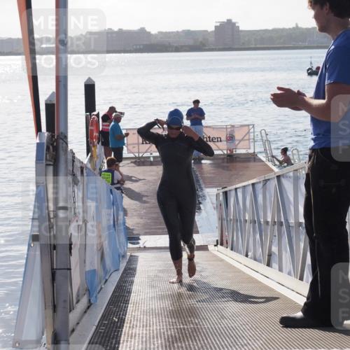 17.08.2025 - KN Förde Triathlon 2025 MichiJ http://msf.ph/oto/8579688 17.08.2025 09:17:36 Schwimmen 177, 181, 170, 181 meine-sportfotos.de