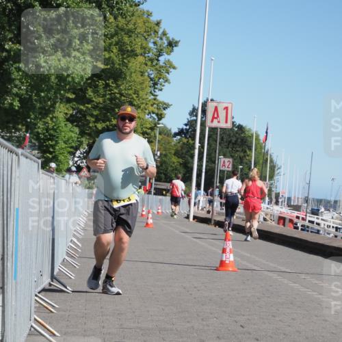 17.08.2025 - KN Förde Triathlon 2025 KatJ http://msf.ph/oto/8579768 17.08.2025 12:16:29 Laufen 613 meine-sportfotos.de
