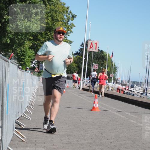 17.08.2025 - KN Förde Triathlon 2025 KatJ http://msf.ph/oto/8579809 17.08.2025 12:16:30 Laufen 613 meine-sportfotos.de