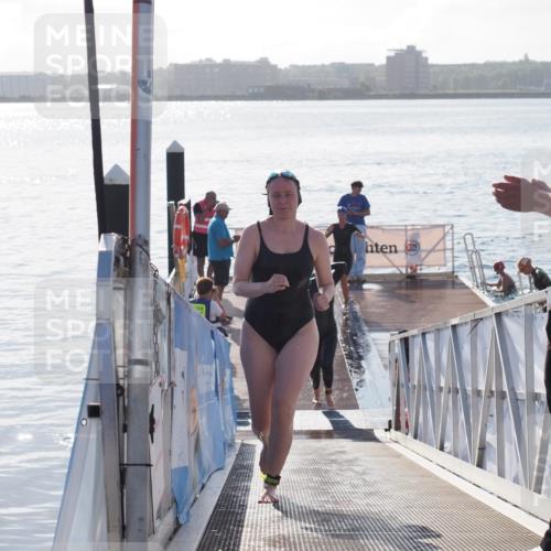 17.08.2025 - KN Förde Triathlon 2025 MichiJ http://msf.ph/oto/8579822 17.08.2025 09:17:49 Schwimmen 170, 161, 167, 170, 180, 182 meine-sportfotos.de