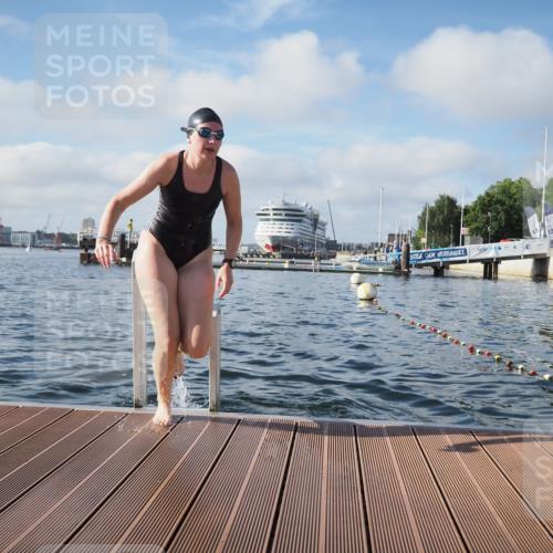 17.08.2025 - KN Förde Triathlon 2025 KatJ http://msf.ph/oto/8579840 17.08.2025 09:21:31 Schwimmen 194, 201, 230, 171, 194, 201, 230 meine-sportfotos.de