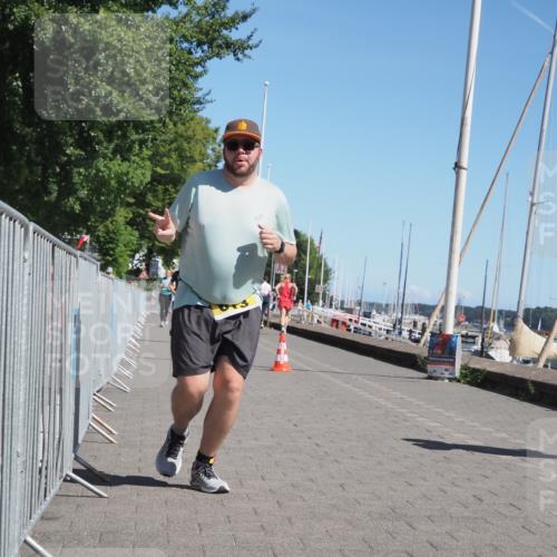 17.08.2025 - KN Förde Triathlon 2025 KatJ http://msf.ph/oto/8579859 17.08.2025 12:16:32 Laufen 356, 613 meine-sportfotos.de