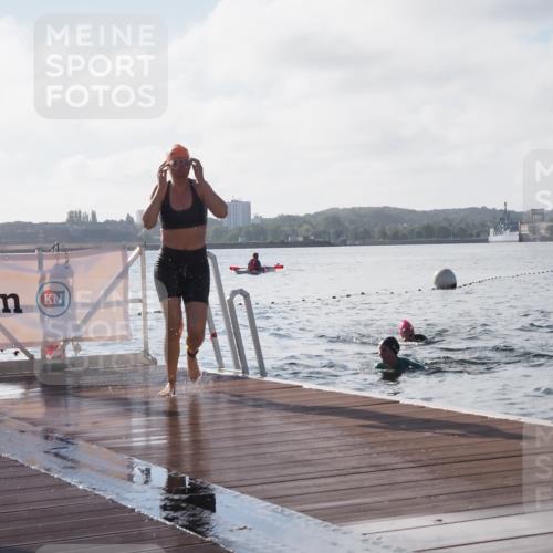 17.08.2025 - KN Förde Triathlon 2025 KatJ http://msf.ph/oto/8579880 17.08.2025 09:21:46 Schwimmen 212, 244, 244 meine-sportfotos.de