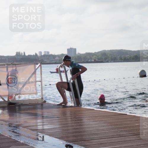 17.08.2025 - KN Förde Triathlon 2025 KatJ http://msf.ph/oto/8579932 17.08.2025 09:21:52 Schwimmen 212, 215, 242, 244, 212, 215, 244 meine-sportfotos.de