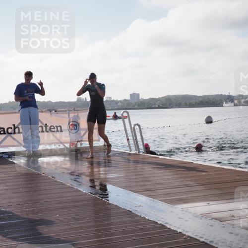 17.08.2025 - KN Förde Triathlon 2025 KatJ http://msf.ph/oto/8579957 17.08.2025 09:21:54 Schwimmen 210, 212, 215, 242, 244, 212, 215, 242, 244 meine-sportfotos.de