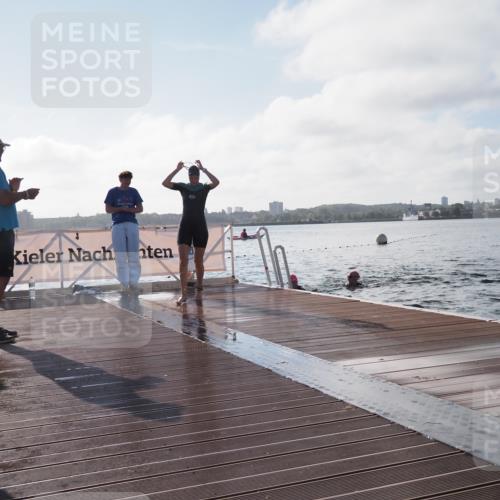 17.08.2025 - KN Förde Triathlon 2025 KatJ http://msf.ph/oto/8579972 17.08.2025 09:21:55 Schwimmen 210, 212, 215, 242, 244, 212, 215, 242, 244 meine-sportfotos.de