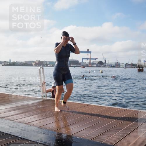 17.08.2025 - KN Förde Triathlon 2025 KatJ http://msf.ph/oto/8579994 17.08.2025 09:21:57 Schwimmen 210, 212, 215, 242, 210, 212, 215, 242, 244 meine-sportfotos.de