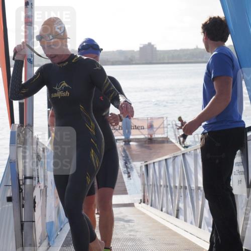 17.08.2025 - KN Förde Triathlon 2025 MichiJ http://msf.ph/oto/8580008 17.08.2025 09:17:59 Schwimmen 161, 167, 170, 180, 182, 175, 182, 189, 254 meine-sportfotos.de