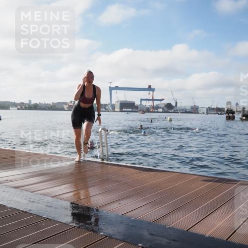 17.08.2025 - KN Förde Triathlon 2025 KatJ http://msf.ph/oto/8580039 17.08.2025 09:22:00 Schwimmen 210, 212, 213, 215, 224, 242, 210, 212, 215, 242, 244 meine-sportfotos.de