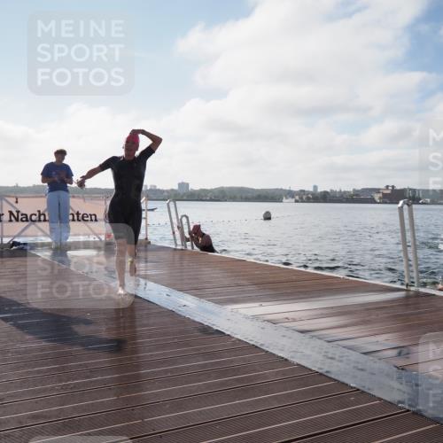 17.08.2025 - KN Förde Triathlon 2025 KatJ http://msf.ph/oto/8580098 17.08.2025 09:22:03 Schwimmen 210, 212, 213, 215, 224, 242, 210, 212, 213, 215, 224, 242 meine-sportfotos.de