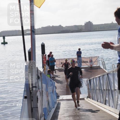 17.08.2025 - KN Förde Triathlon 2025 MichiJ http://msf.ph/oto/8580100 17.08.2025 09:18:06 Schwimmen 161, 175, 180, 182, 175, 189, 254 meine-sportfotos.de