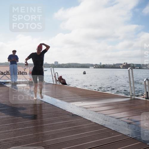 17.08.2025 - KN Förde Triathlon 2025 KatJ http://msf.ph/oto/8580102 17.08.2025 09:22:03 Schwimmen 210, 212, 213, 215, 224, 242, 210, 212, 213, 215, 224, 242 meine-sportfotos.de
