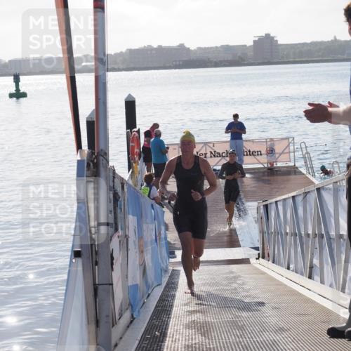 17.08.2025 - KN Förde Triathlon 2025 MichiJ http://msf.ph/oto/8580208 17.08.2025 09:18:10 Schwimmen 175, 182, 189, 189, 254 meine-sportfotos.de