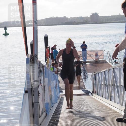 17.08.2025 - KN Förde Triathlon 2025 MichiJ http://msf.ph/oto/8580225 17.08.2025 09:18:11 Schwimmen 175, 182, 189, 185, 189, 254 meine-sportfotos.de