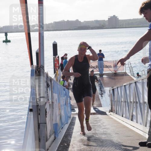 17.08.2025 - KN Förde Triathlon 2025 MichiJ http://msf.ph/oto/8580234 17.08.2025 09:18:11 Schwimmen 175, 182, 189, 185, 189, 254 meine-sportfotos.de