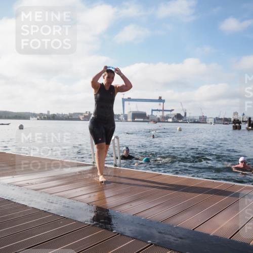 17.08.2025 - KN Förde Triathlon 2025 KatJ http://msf.ph/oto/8580271 17.08.2025 09:22:18 Schwimmen 111, 208, 221, 111, 208, 213, 224 meine-sportfotos.de