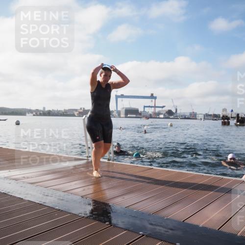 17.08.2025 - KN Förde Triathlon 2025 KatJ http://msf.ph/oto/8580274 17.08.2025 09:22:18 Schwimmen 111, 208, 221, 111, 208, 213, 224 meine-sportfotos.de