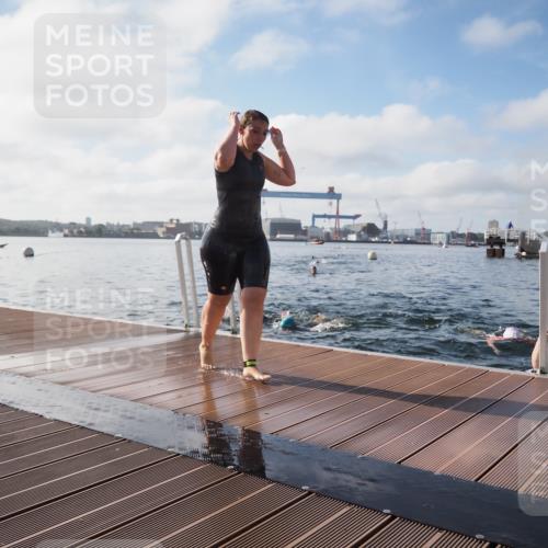 17.08.2025 - KN Förde Triathlon 2025 KatJ http://msf.ph/oto/8580284 17.08.2025 09:22:18 Schwimmen 111, 208, 221, 111, 208, 213, 224 meine-sportfotos.de