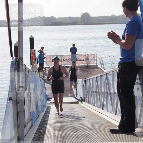 17.08.2025 - KN Förde Triathlon 2025 MichiJ http://msf.ph/oto/8580378 17.08.2025 09:18:27 Schwimmen 174, 185, 254, 174, 185, 192, 250 meine-sportfotos.de