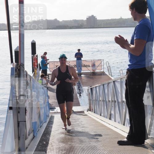 17.08.2025 - KN Förde Triathlon 2025 MichiJ http://msf.ph/oto/8580388 17.08.2025 09:18:28 Schwimmen 174, 185, 174, 185, 192, 250 meine-sportfotos.de