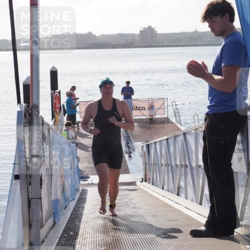 17.08.2025 - KN Förde Triathlon 2025 MichiJ http://msf.ph/oto/8580399 17.08.2025 09:18:28 Schwimmen 174, 185, 174, 185, 192, 250 meine-sportfotos.de