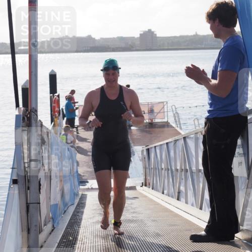 17.08.2025 - KN Förde Triathlon 2025 MichiJ http://msf.ph/oto/8580420 17.08.2025 09:18:29 Schwimmen 174, 185, 174, 185, 192, 250 meine-sportfotos.de