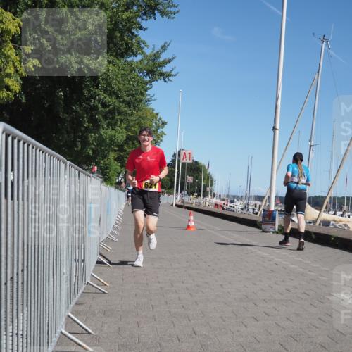 17.08.2025 - KN Förde Triathlon 2025 KatJ http://msf.ph/oto/8580488 17.08.2025 12:18:08 Laufen 368, 621 meine-sportfotos.de