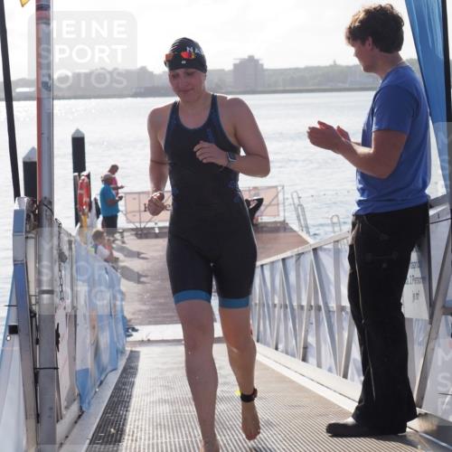 17.08.2025 - KN Förde Triathlon 2025 MichiJ http://msf.ph/oto/8580499 17.08.2025 09:18:33 Schwimmen 174, 185, 192, 250 meine-sportfotos.de