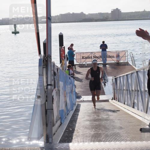 17.08.2025 - KN Förde Triathlon 2025 MichiJ http://msf.ph/oto/8580578 17.08.2025 09:18:41 Schwimmen 174, 192, 250, 153, 250 meine-sportfotos.de