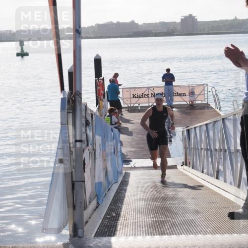 17.08.2025 - KN Förde Triathlon 2025 MichiJ http://msf.ph/oto/8580587 17.08.2025 09:18:42 Schwimmen 174, 192, 250, 153, 250 meine-sportfotos.de