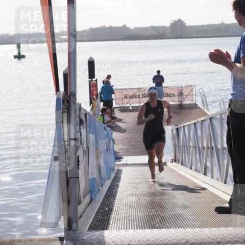 17.08.2025 - KN Förde Triathlon 2025 MichiJ http://msf.ph/oto/8580603 17.08.2025 09:18:42 Schwimmen 174, 192, 250, 153, 250 meine-sportfotos.de