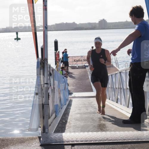 17.08.2025 - KN Förde Triathlon 2025 MichiJ http://msf.ph/oto/8580641 17.08.2025 09:18:43 Schwimmen 192, 250, 153, 250 meine-sportfotos.de