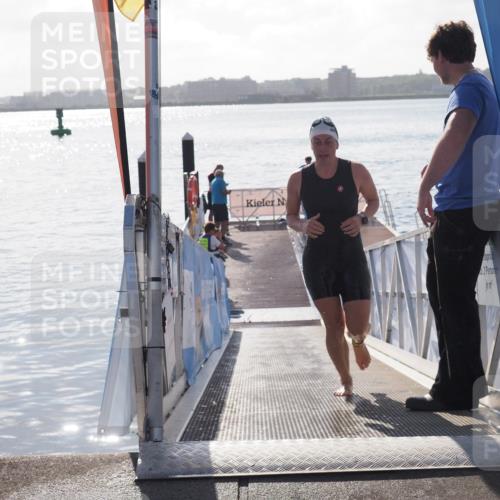 17.08.2025 - KN Förde Triathlon 2025 MichiJ http://msf.ph/oto/8580650 17.08.2025 09:18:43 Schwimmen 192, 250, 153, 250 meine-sportfotos.de