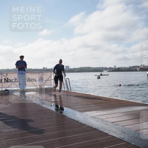 17.08.2025 - KN Förde Triathlon 2025 KatJ http://msf.ph/oto/8580655 17.08.2025 09:22:56 Schwimmen 234, 234, 249 meine-sportfotos.de