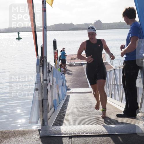 17.08.2025 - KN Förde Triathlon 2025 MichiJ http://msf.ph/oto/8580658 17.08.2025 09:18:44 Schwimmen 192, 250, 153, 250 meine-sportfotos.de