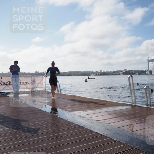 17.08.2025 - KN Förde Triathlon 2025 KatJ http://msf.ph/oto/8580666 17.08.2025 09:22:56 Schwimmen 234, 234, 249 meine-sportfotos.de