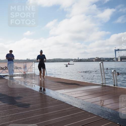 17.08.2025 - KN Förde Triathlon 2025 KatJ http://msf.ph/oto/8580670 17.08.2025 09:22:57 Schwimmen 234, 234, 249 meine-sportfotos.de