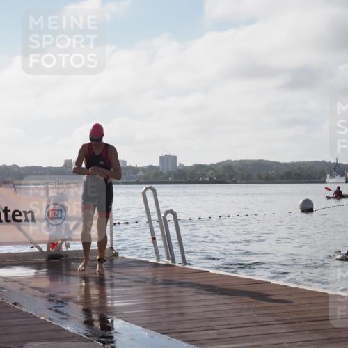 17.08.2025 - KN Förde Triathlon 2025 KatJ http://msf.ph/oto/8580741 17.08.2025 09:23:09 Schwimmen 225, 237, 225, 234, 237 meine-sportfotos.de